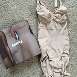Skims Sculpting Bodysuit