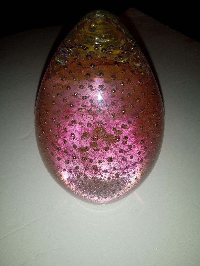 Art Glass Egg Paperweight with Controlled Bubbles 