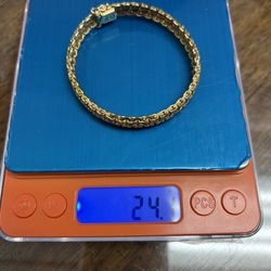 14k solid bangle pick up only!!