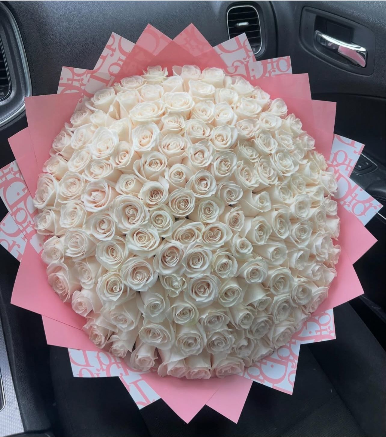150 Rose Bouquet 💐 
