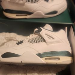 Jordan 4 Retro White/oxidized Green