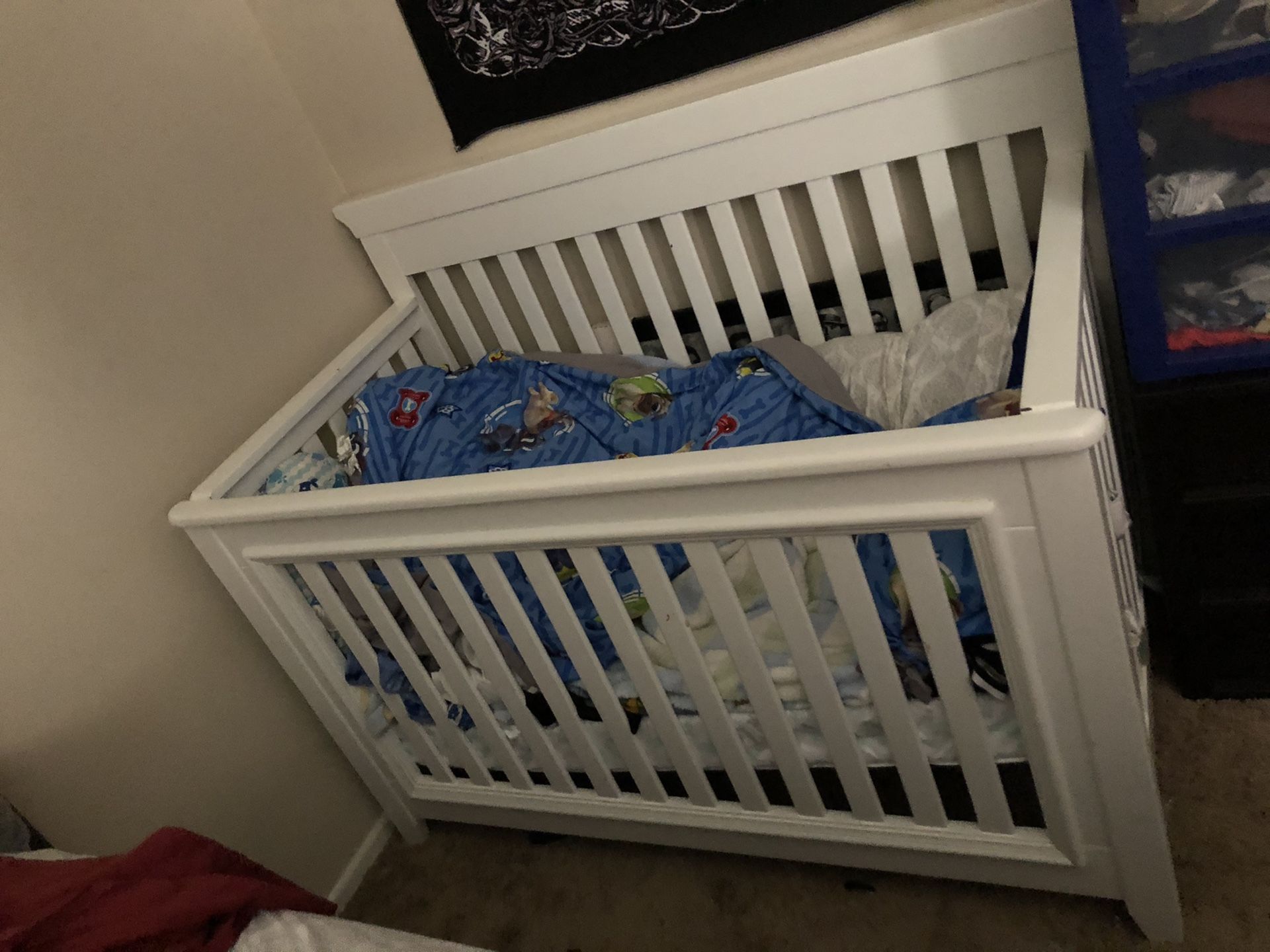 Baby crib set WHITE with brand new mattress