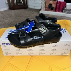 Birkenstocks Little Kids Size 13 Sandals Black 