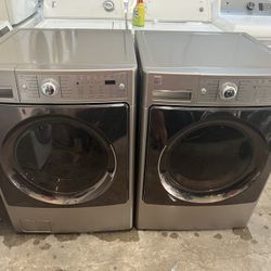 Kenmore Washer And Kenmore Eléctric Dryer 