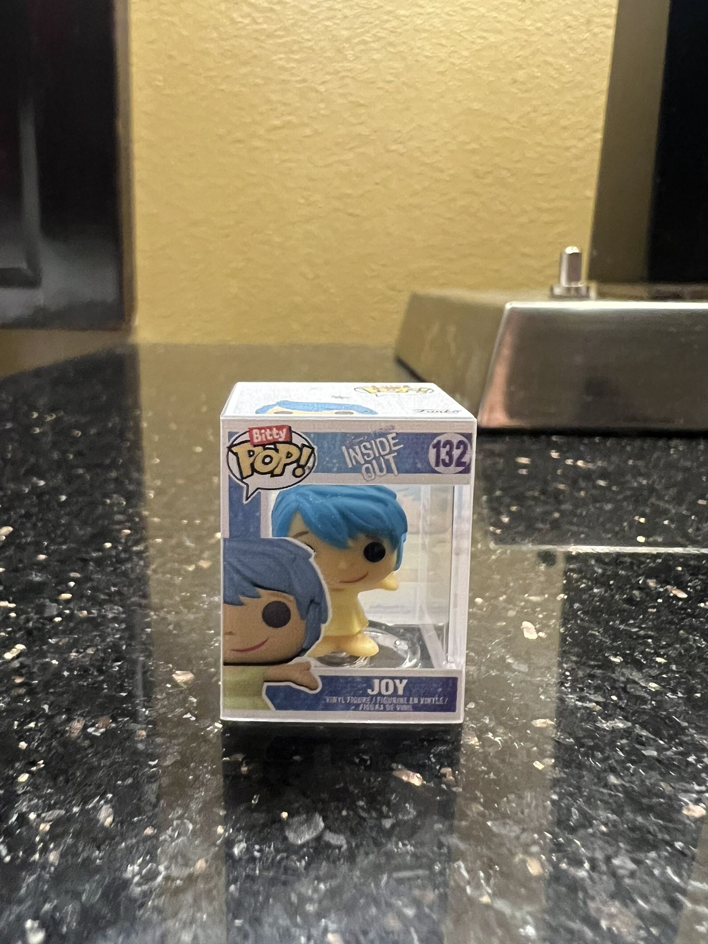 RARE CHASE BITTY Joy & Sadness Inside Out Disney Pixar Funko Pops #132 #133 Amy