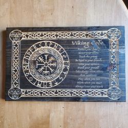 Viking Code Runic Vegvisir Wayfinder Carving