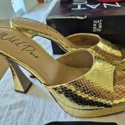 Wild Pair Size 8 Mint Condition 