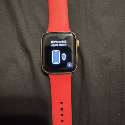 Apple Watch SE (1st Generation) – 44mm Aluminum Case, GPS only