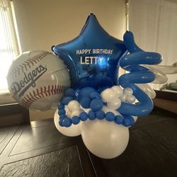 Dodgers Theme Balloon Centerpiece – Custom Birthday Balloons
