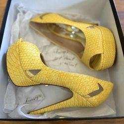 Bebe Size 6 Free