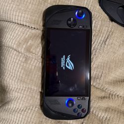 ROG Ally X 7" 120Hz FHD 1080p Gaming Handheld - AMD Ryzen Z1 Extreme Processor