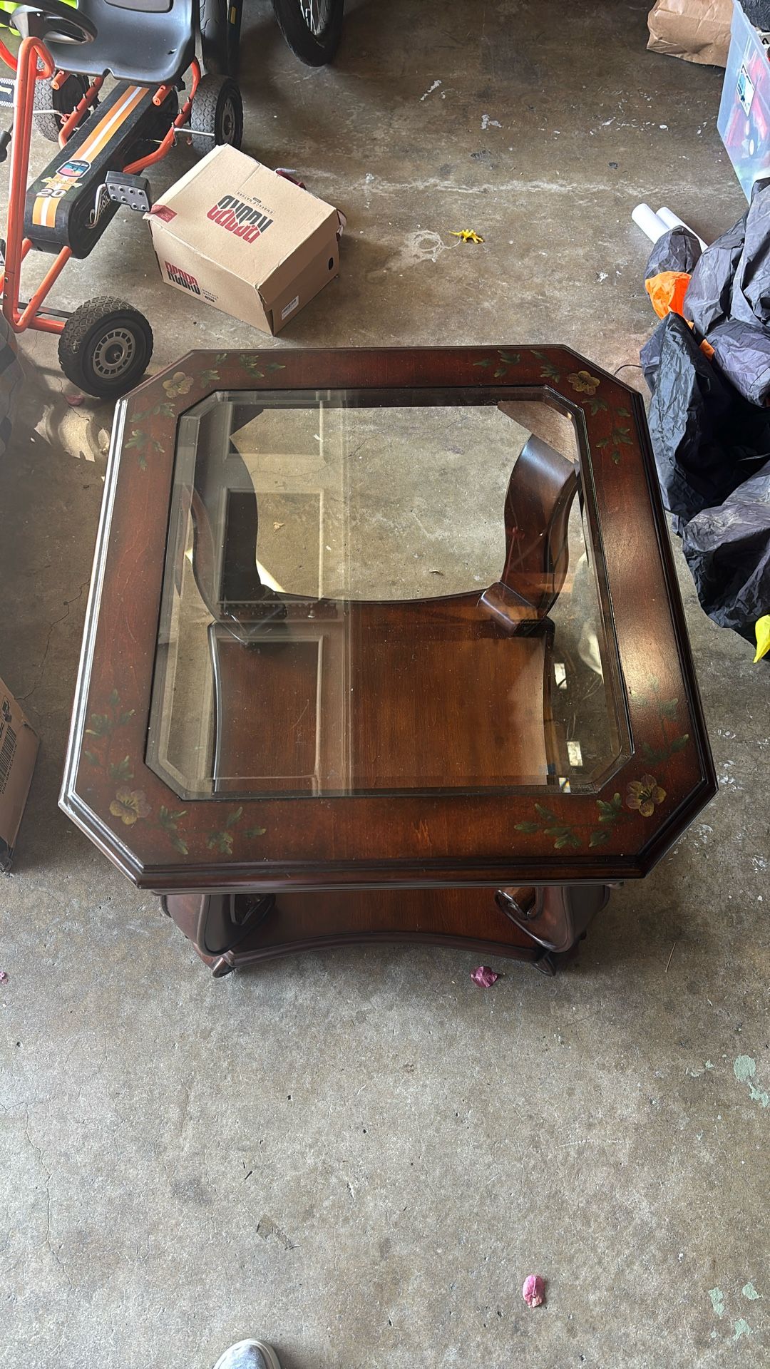 Free End Table