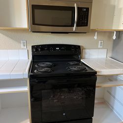 Electric Stove and Microwave 