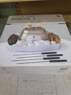 S'more maker