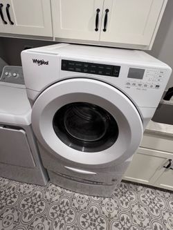 Whirlpool Front Load Washer + Pedestal