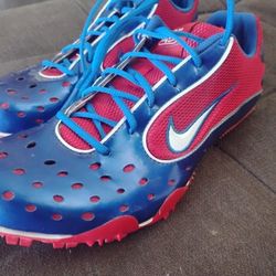 8 1/2 Nike Track Spikes 25