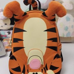 Tigger Loungfly