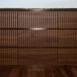 Fluted 9-drawer Dresser