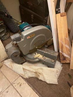 Mikita Miter saw