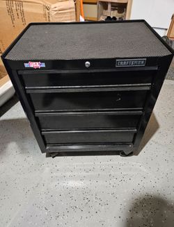 Craftsman 4-Drawer Rolling Tool Chest 32"x27"x18"