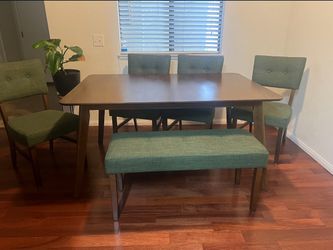 Extendable Table With 4 Chairs And A Bench