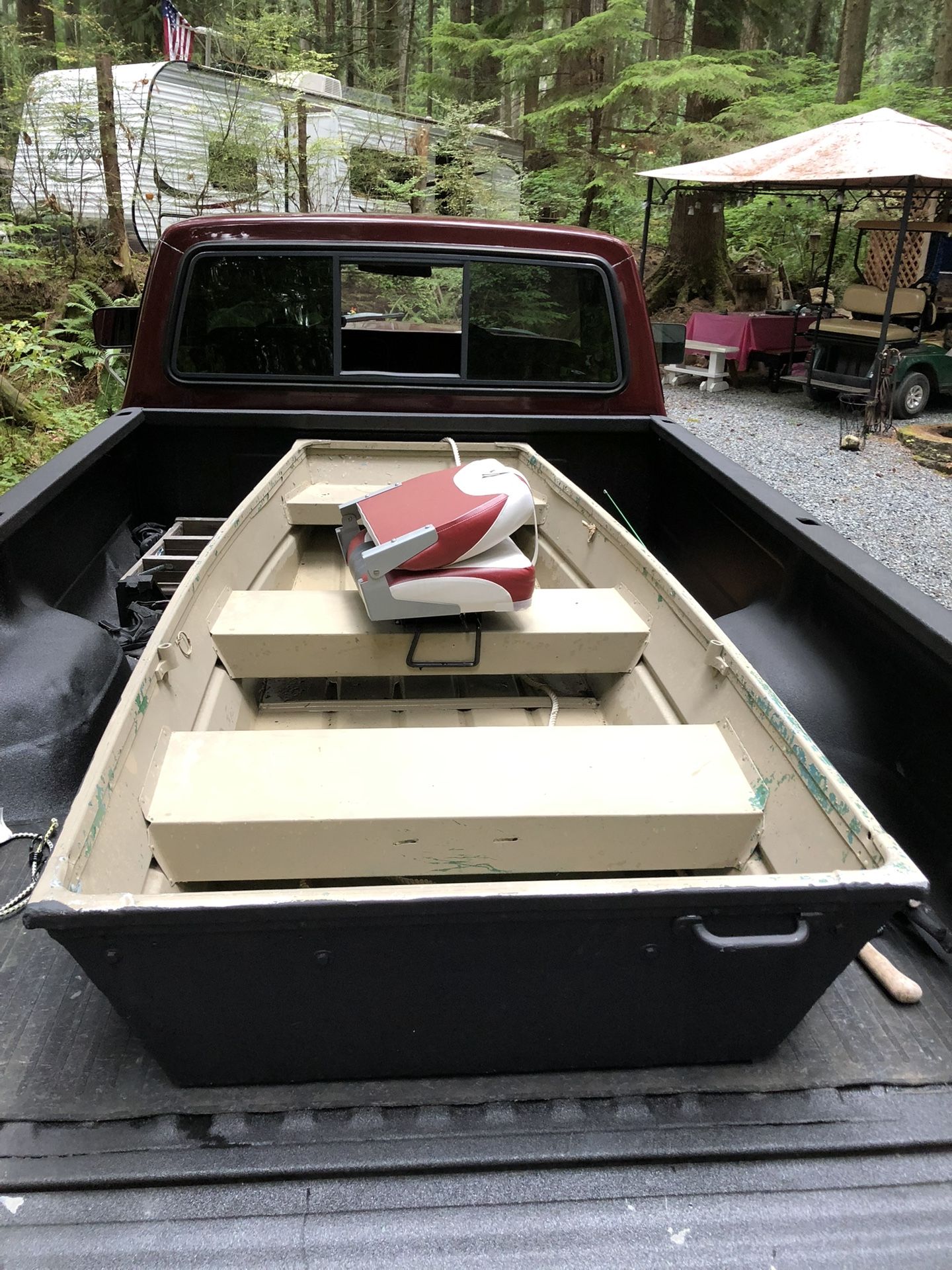 Flat Bottom Boat