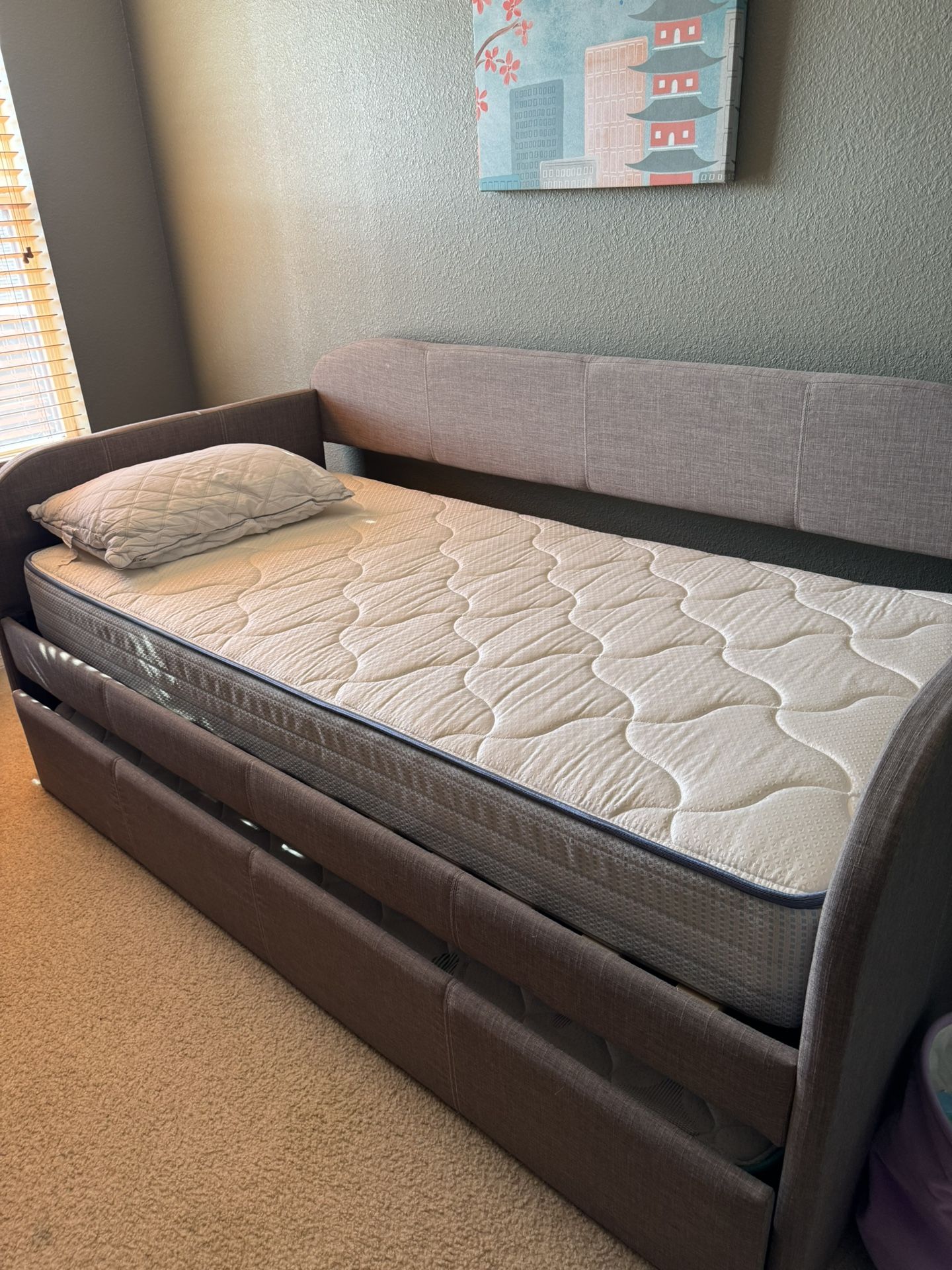 Twin Size Trundle Beds – Space-Saving Comfort & Style