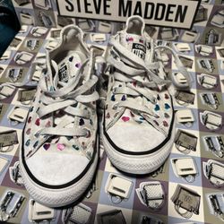 Converse Chuck Taylor’s Low-Top Sneakers-Youth Size 3