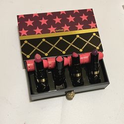 Mac Nutcracker Sweet Pink Lipstick 4ps Brand New In Box.      Brand new in box  Lips are old version , might not have chocolate smell   Size are 1.8g 