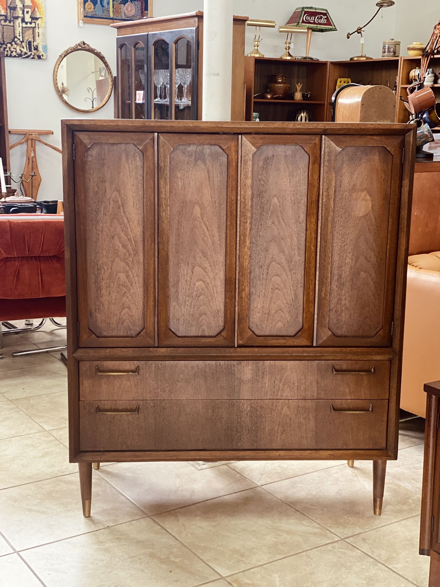 Armoire Broyhill Dresser