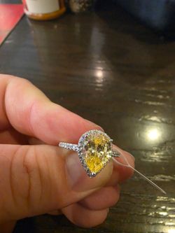 Sterling sliver ring with citrine gemstone