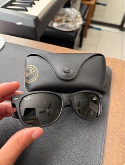 Ray-Ban New Wayfarer Classic Sunglasses
