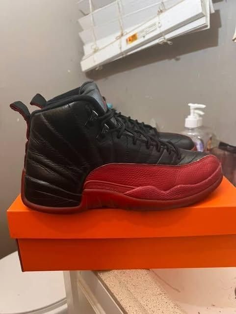 Jordan 12 Size 9 Open To Trades