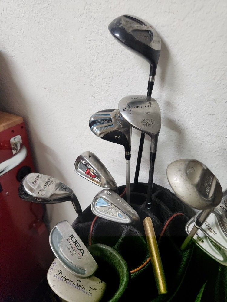 Ping Bag with Golf Clubs