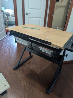 Artist desk