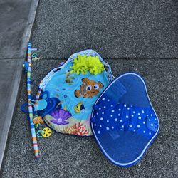 Disney Baby Finding Nemo Mr. Ray Baby Activity Gym & Tummy Time Play Mat by Bright Starts