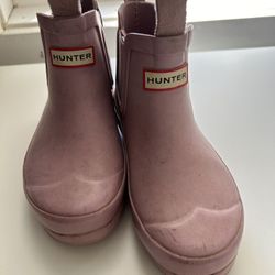 Hunter Rain Boot Chelsea Style 