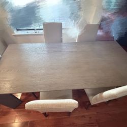 Dinner Table 