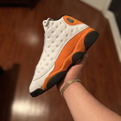 Jordan 13 Starfish Sz 10.5 