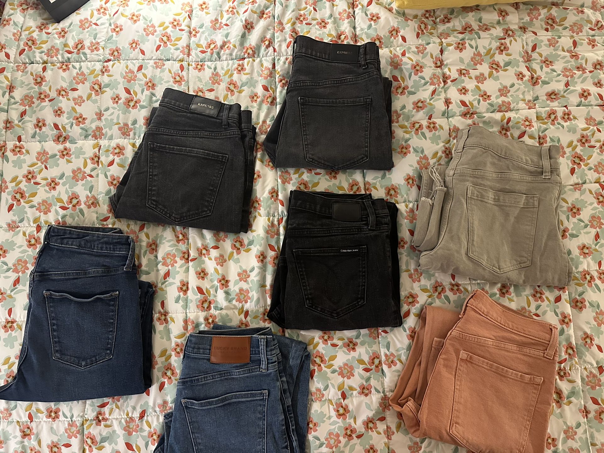 Women’s Size 8 Jeans/Denim Pants