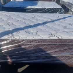 Brand New Queen Size Pilllowtop Mattress and box spring 