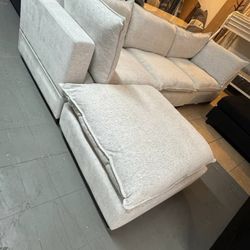 Sectional sofa!!!Ask For Price!!!Preguntar Por Precio 