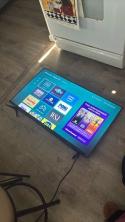 40” Hisense Roku TV - New
