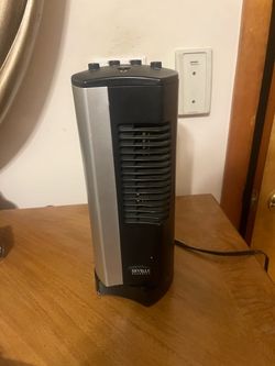 Seville Classics 10190B Desk Tower Fan