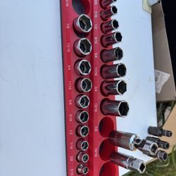 Snap On 3/8 Sae Sockets W/ Rack And Spark Plug Sockets 