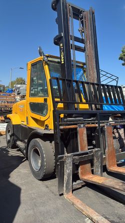 Hyster forklift For Sale! 2011 year, 15,500 lbs