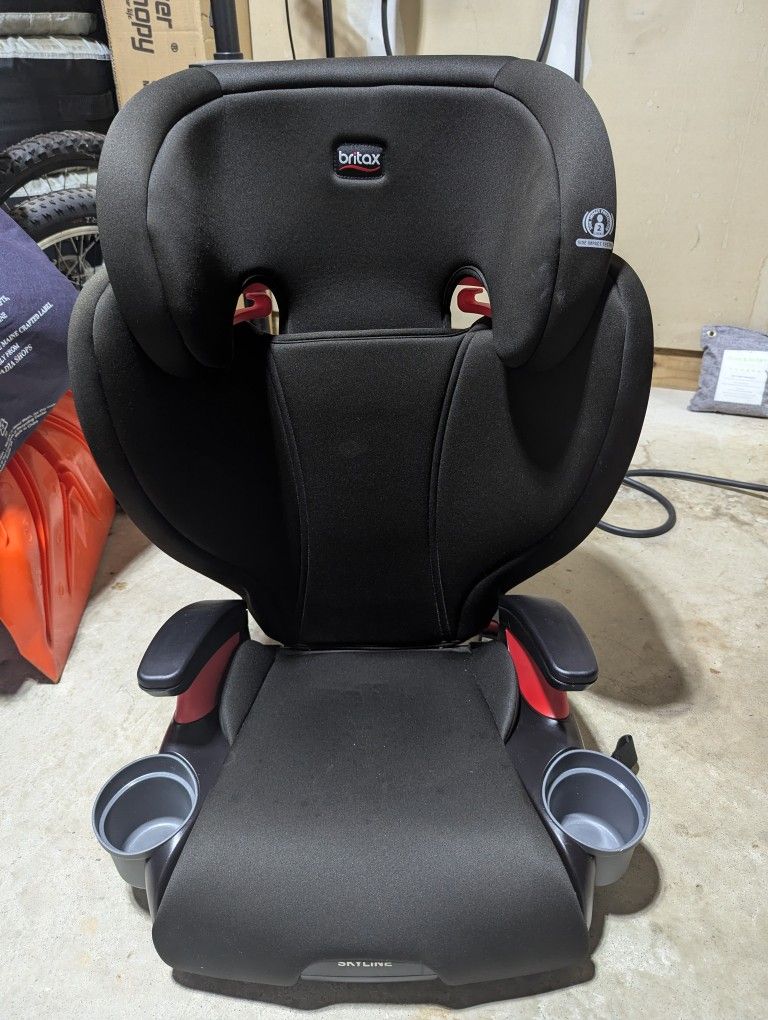 Britax Skyline 2 Stage Booster Seat