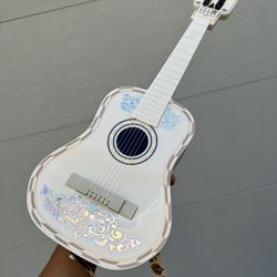 Disney Coco Guitar