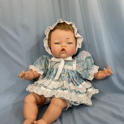 Vintage 1960’s Original Ideal Tiny Thumbelina Doll