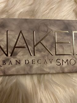 NEW URBAN DECAY SMOKY PALETTE
